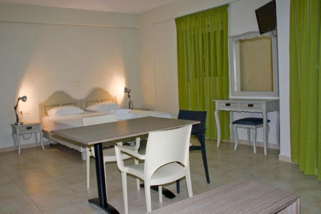 Fournia Village Kastro-Kyllini Δωμάτιο φωτογραφία